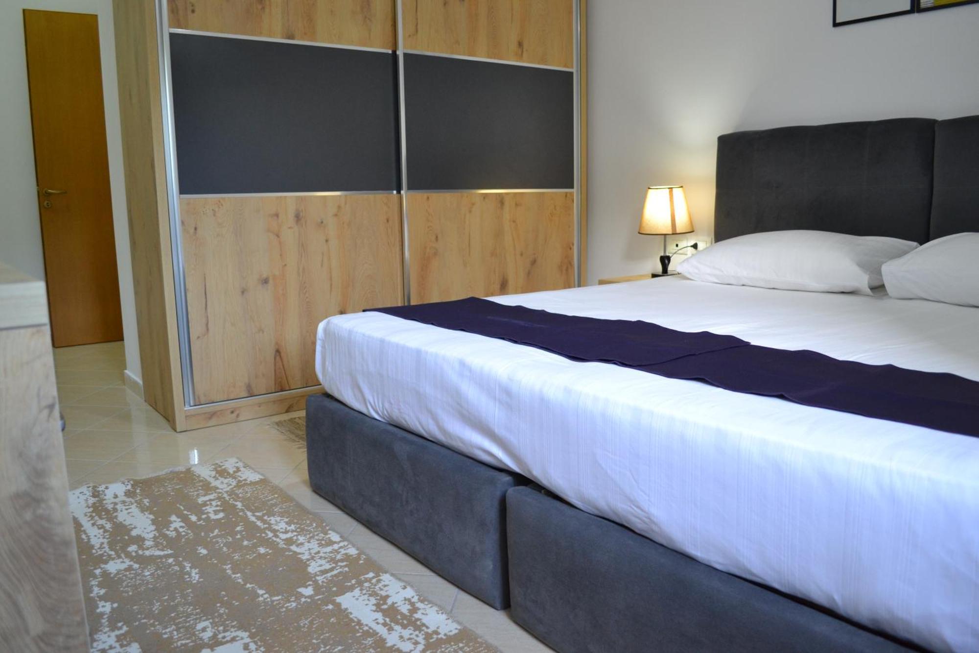 Seaview Gateway 2 Bedrooms Apartment & Garage Vlore Ngoại thất bức ảnh