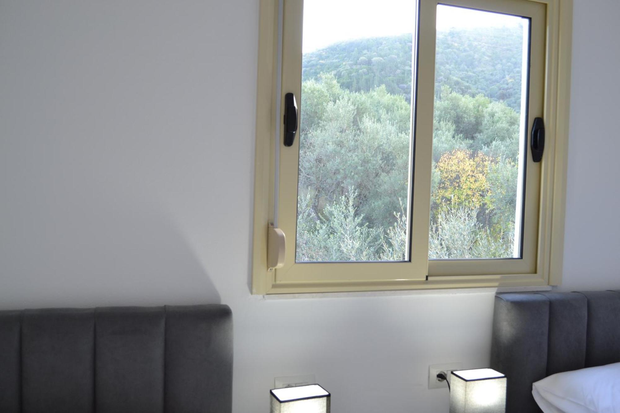 Seaview Gateway 2 Bedrooms Apartment & Garage Vlore Ngoại thất bức ảnh