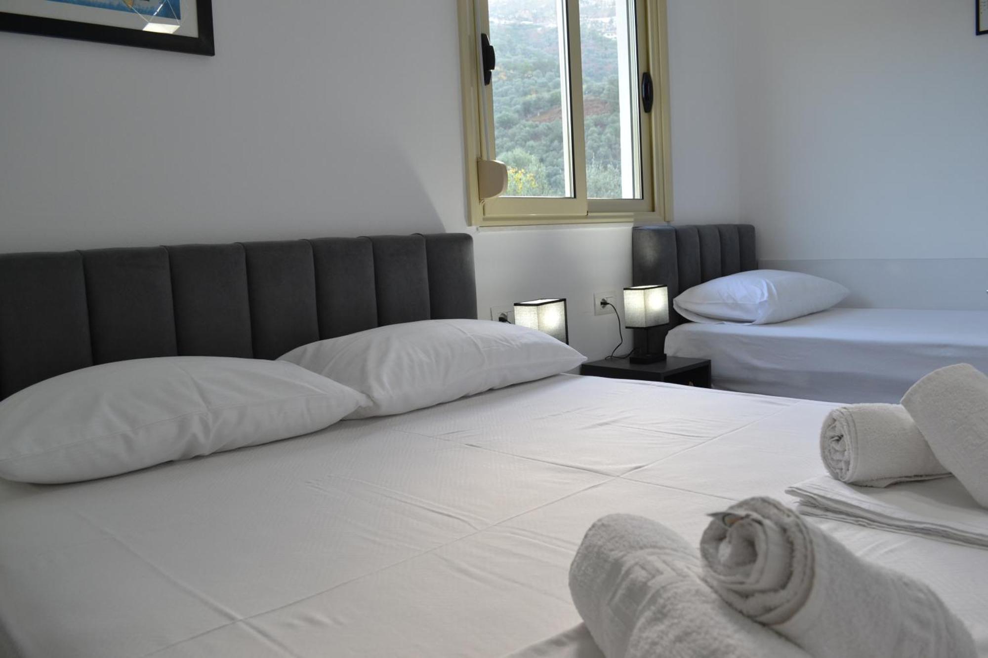 Seaview Gateway 2 Bedrooms Apartment & Garage Vlore Ngoại thất bức ảnh