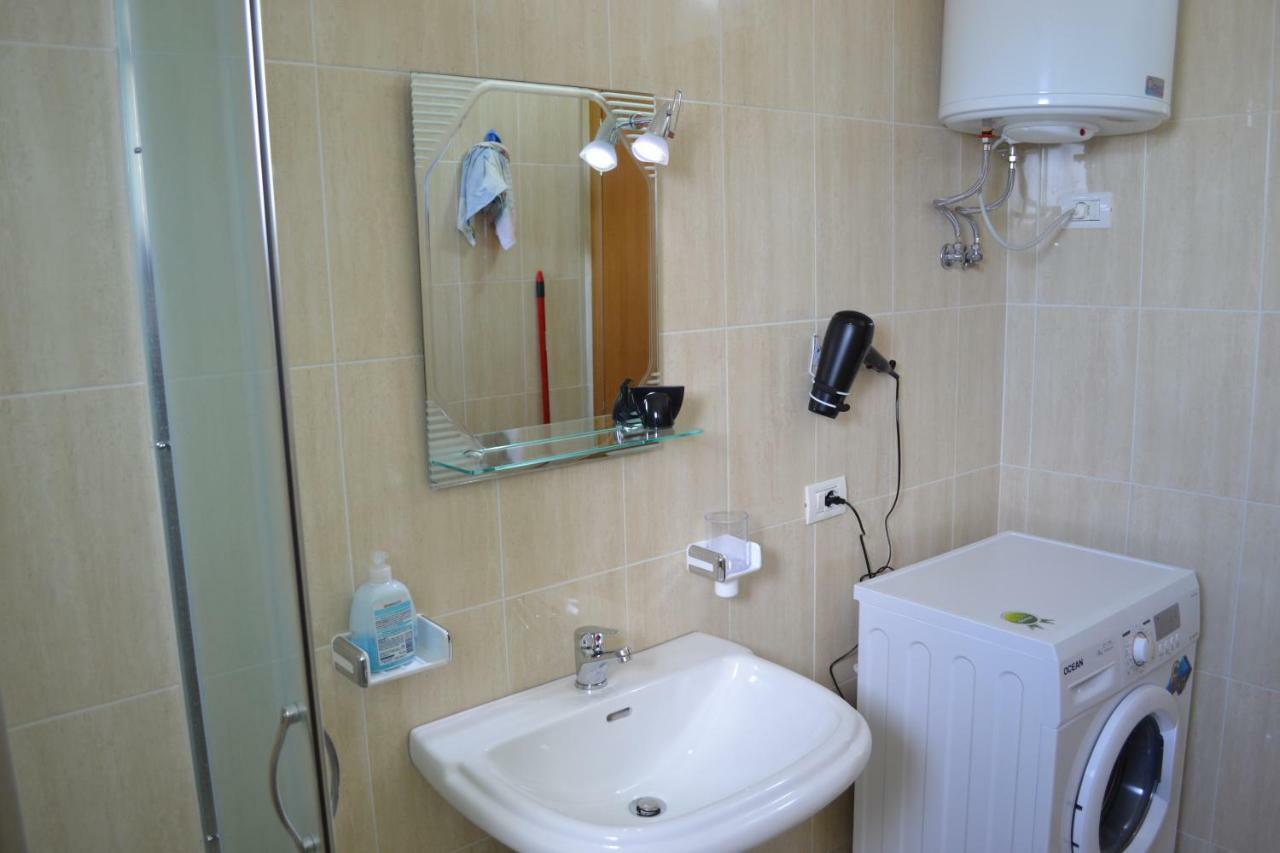 Seaview Gateway 2 Bedrooms Apartment & Garage Vlore Ngoại thất bức ảnh